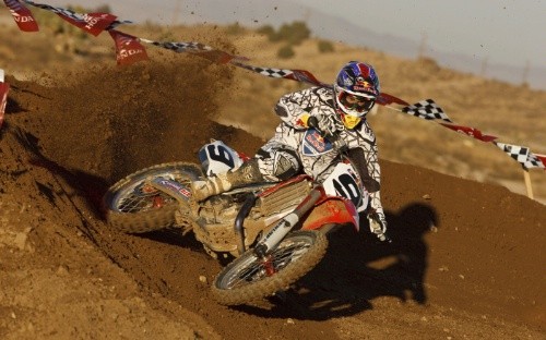 2009 - Ivan Tedesco - Honda - AMA Motocross - ? Red Bull - photo by Simon Cudby